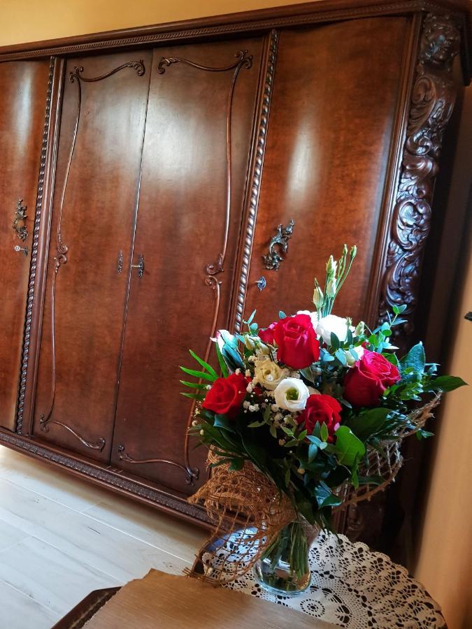 Antaloczy Vendeghaz Apartment Tokaj Bagian luar foto